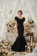 Traje de Flamenca EW5 | Vestido Flamenco con Gran Volante y 5 Volantes en Falda Negro
