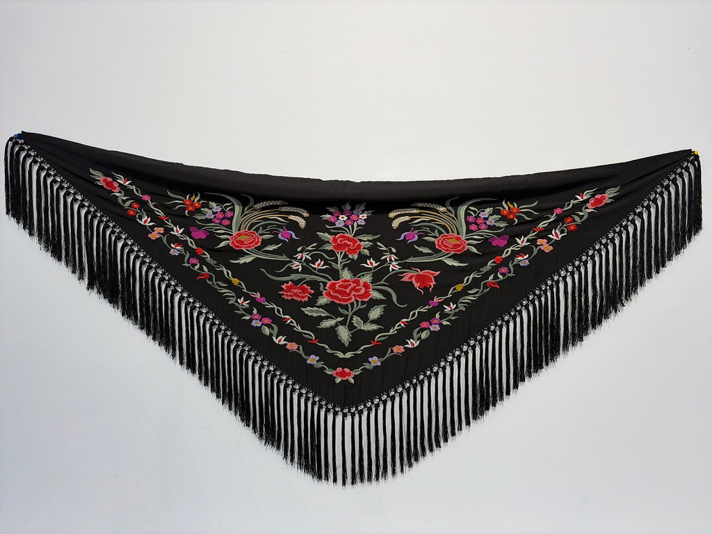 Mantoncillo Triangular 150cm mt253negro