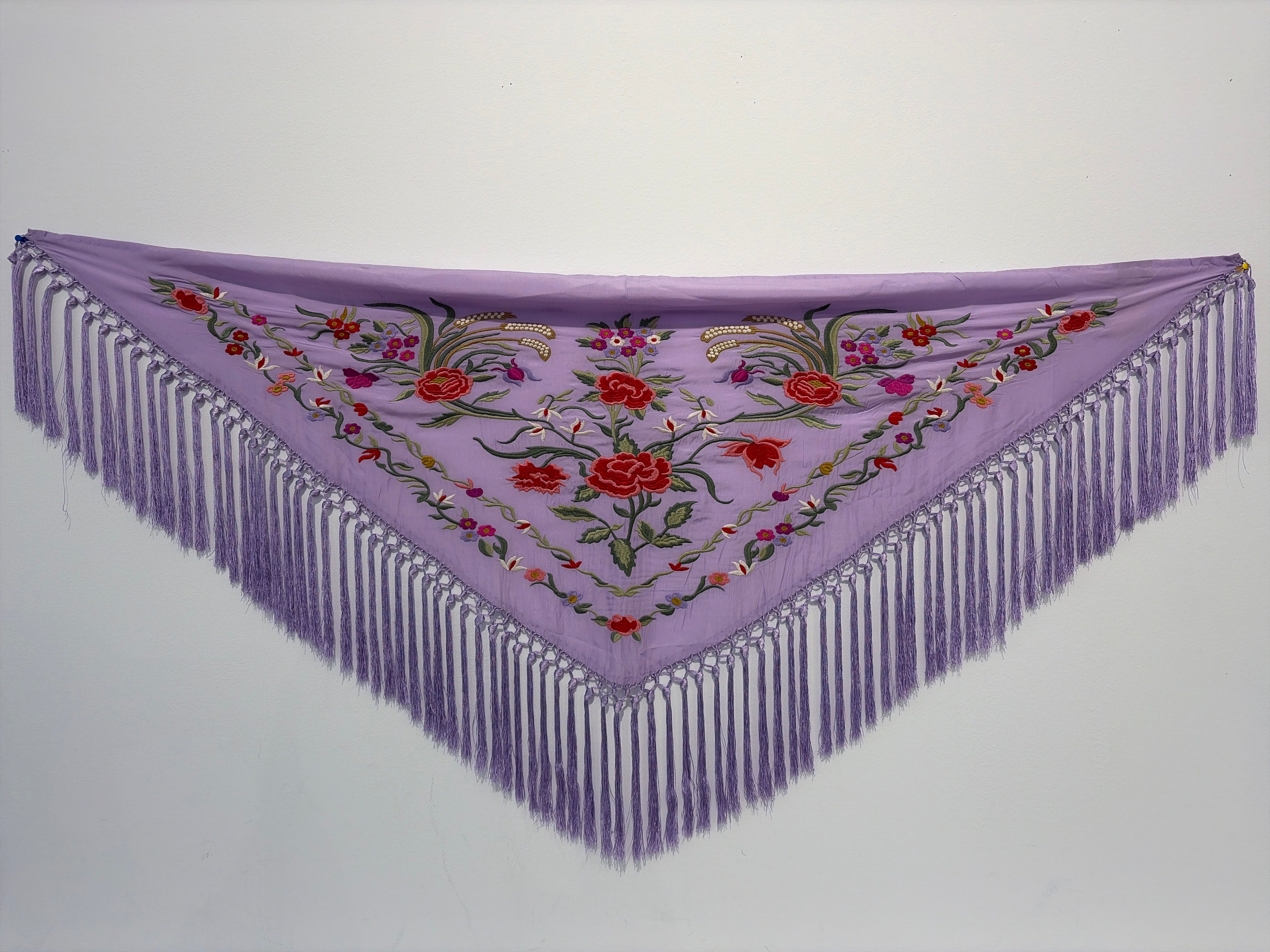 Mantoncillo Triangular 150cm mt253lila